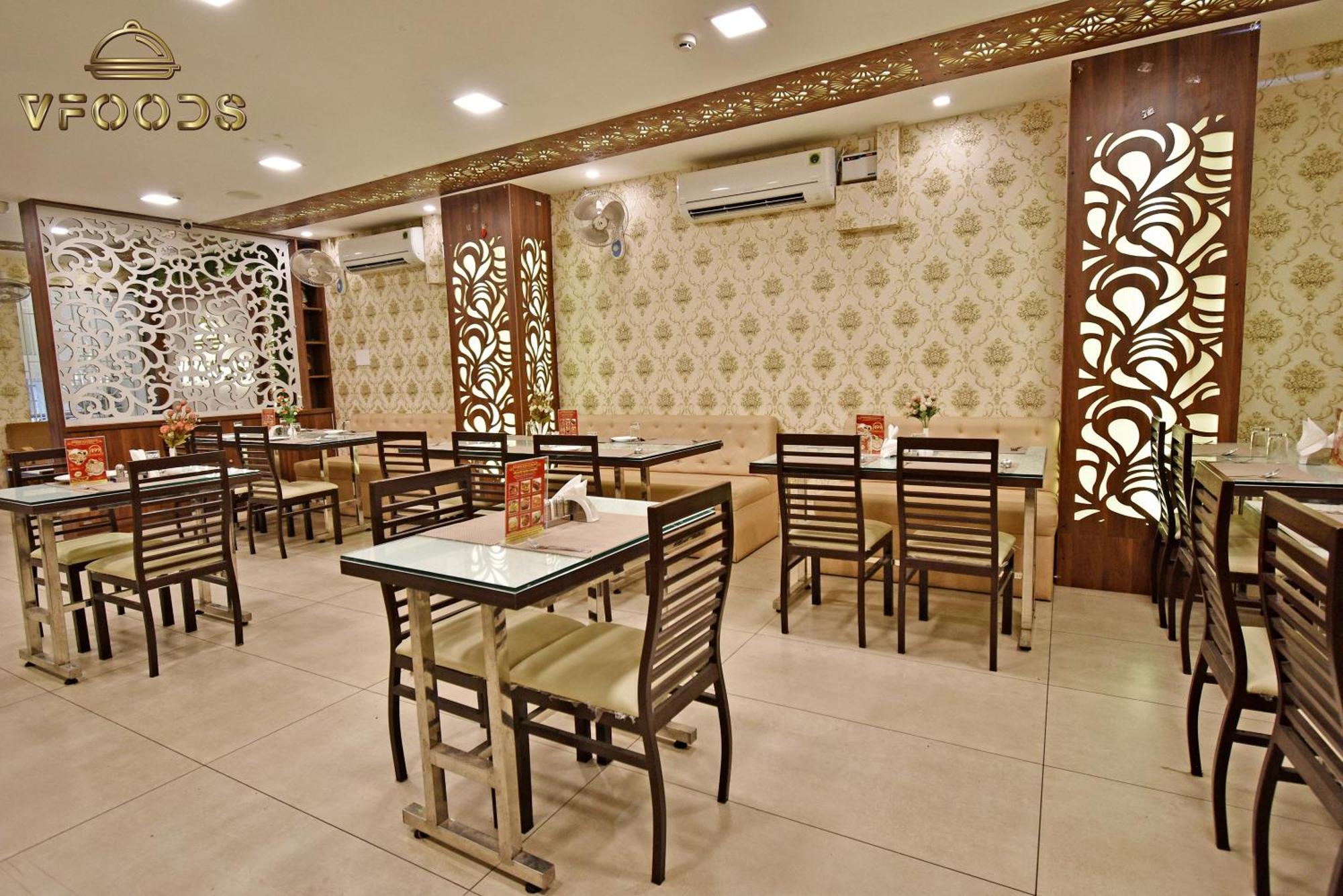 Hotel VI Park - City Centre Pondicherry Exteriör bild