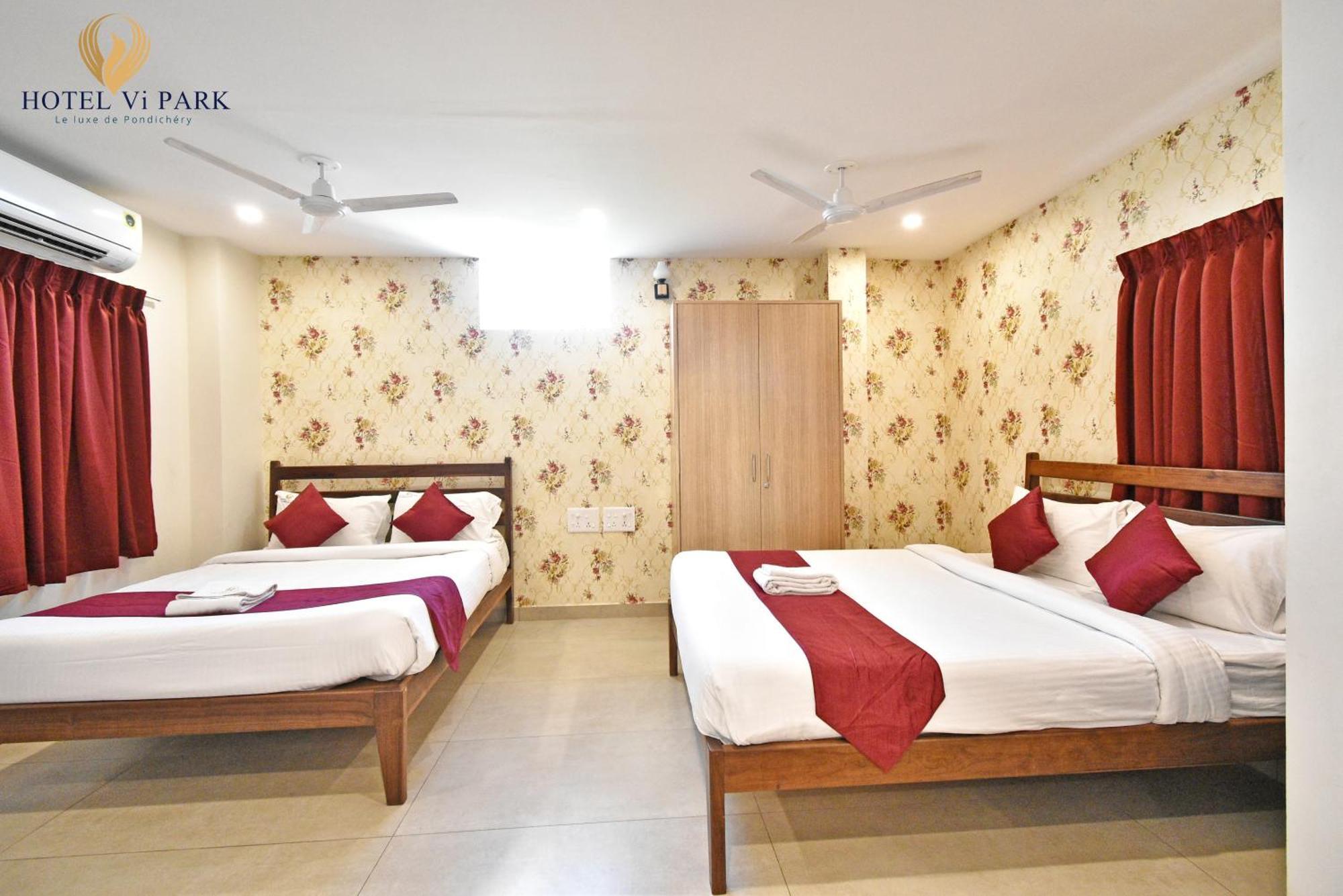 Hotel VI Park - City Centre Pondicherry Exteriör bild